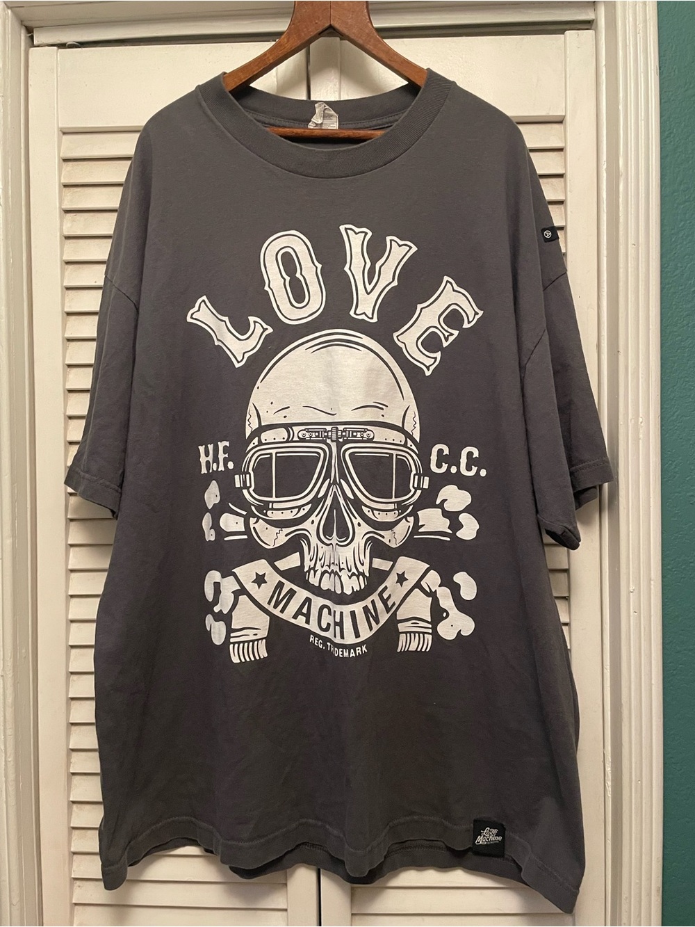 Love Machine Men's Short Sleeve Graphic Tee in Charcoal and White